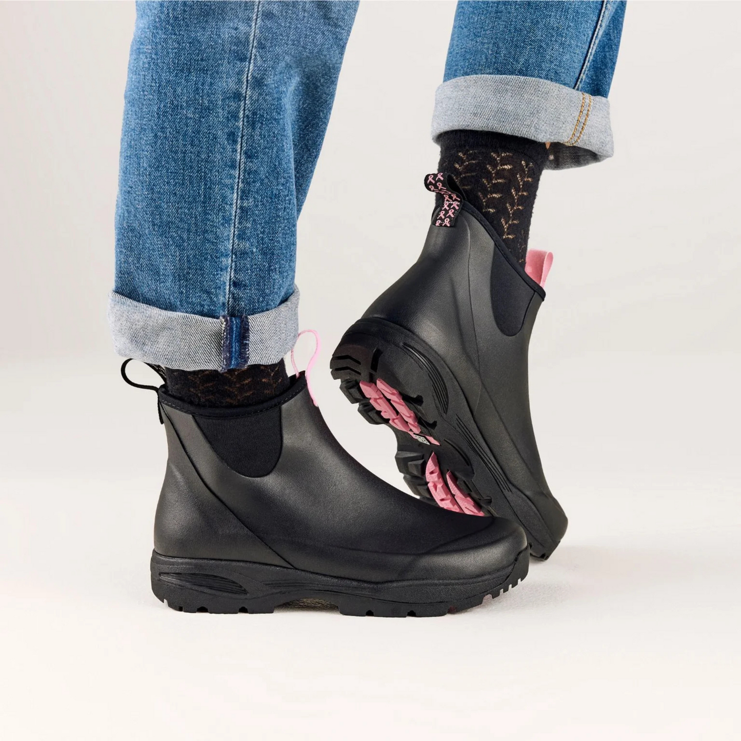 Sky Rubber Rain Boot | Breast Cancer Black - Pink