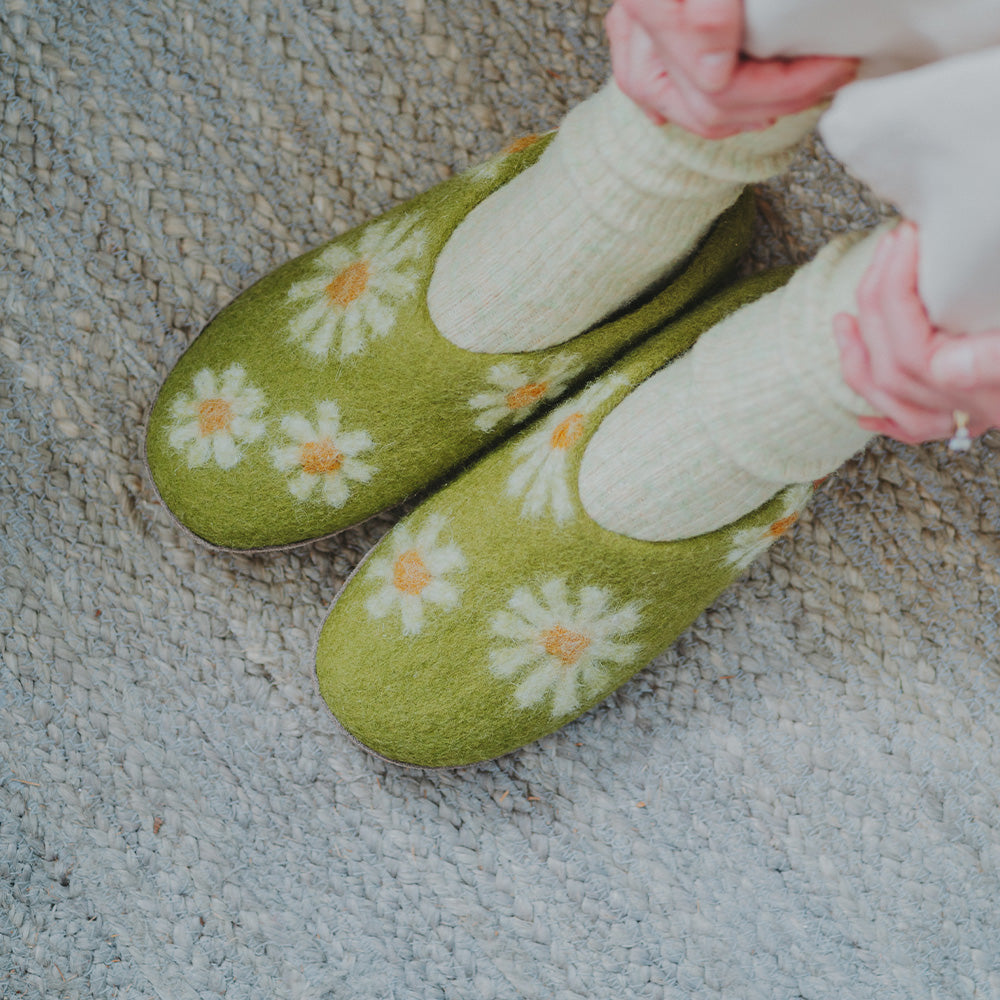 Makalu Wool Slipper | Daisy - Lime