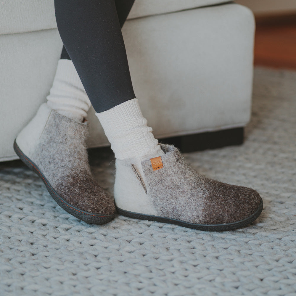Nepal Wool Slipper | Tri-Color - Brown
