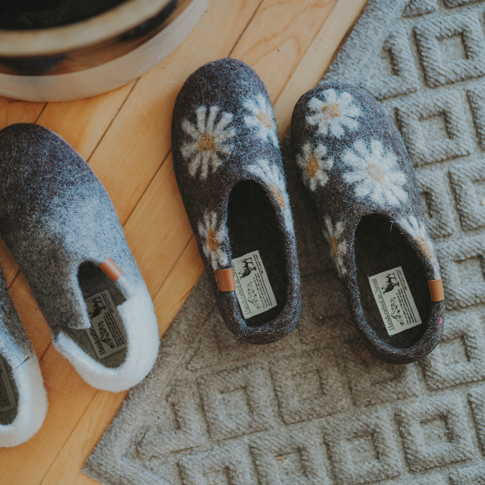 Tibet Wool Slipper | Daisy - Brown
