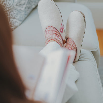 Makalu Wool Slipper | Breast Cancer Ribbon - White Mix