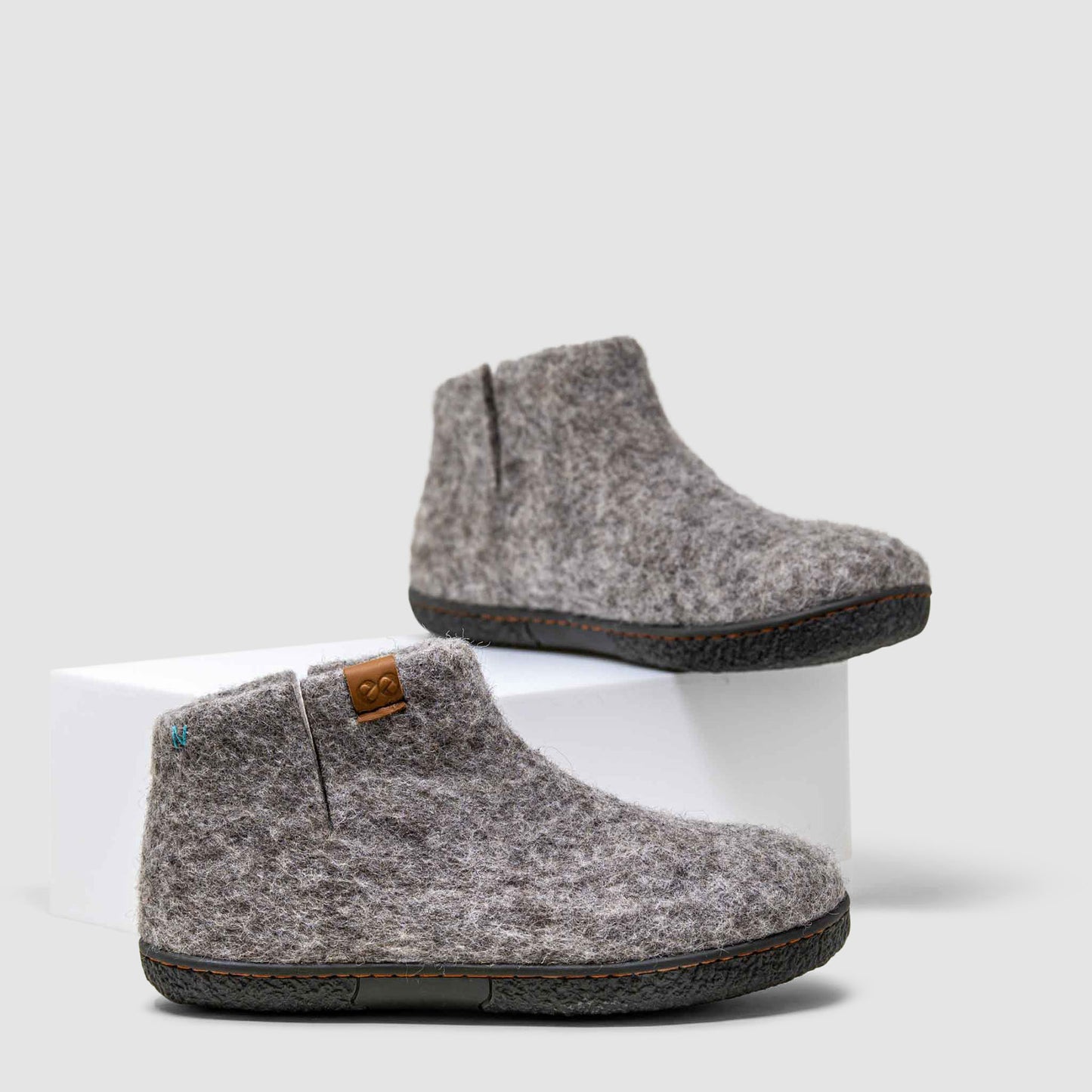 Nepal Wool Slipper | Two-Tone - Grey / Natural
