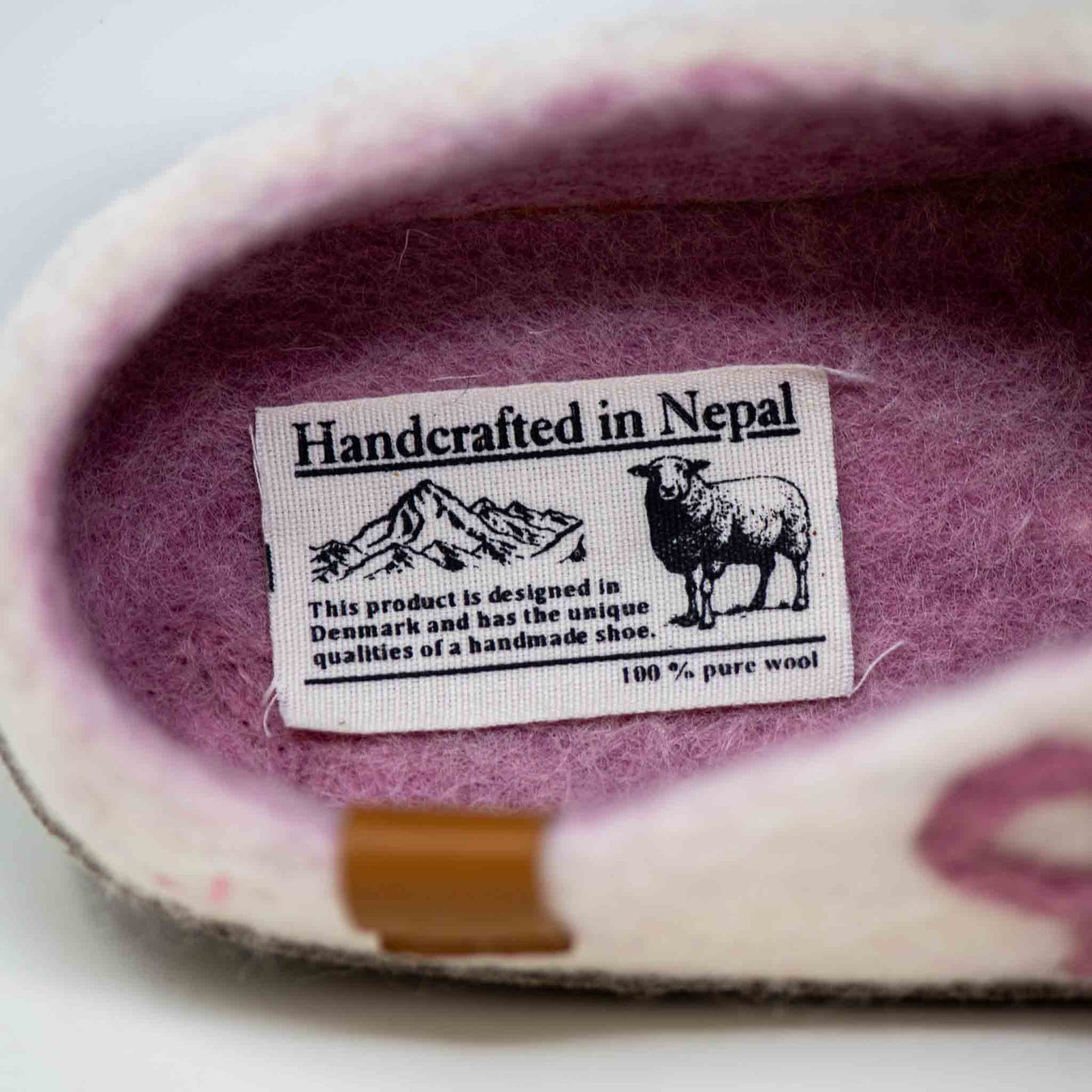 Makalu Wool Slipper | Breast Cancer Ribbon - White Mix