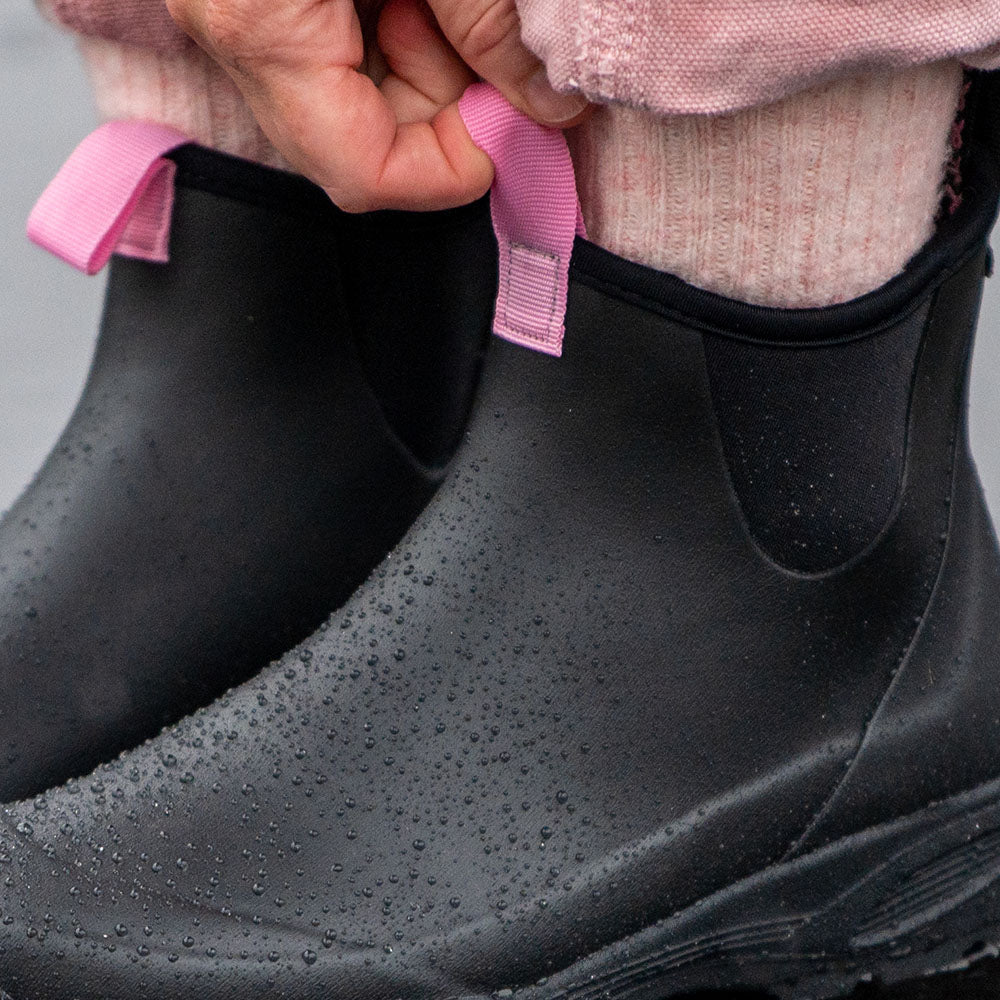 Sky Rubber Rain Boot | Breast Cancer Black - Pink